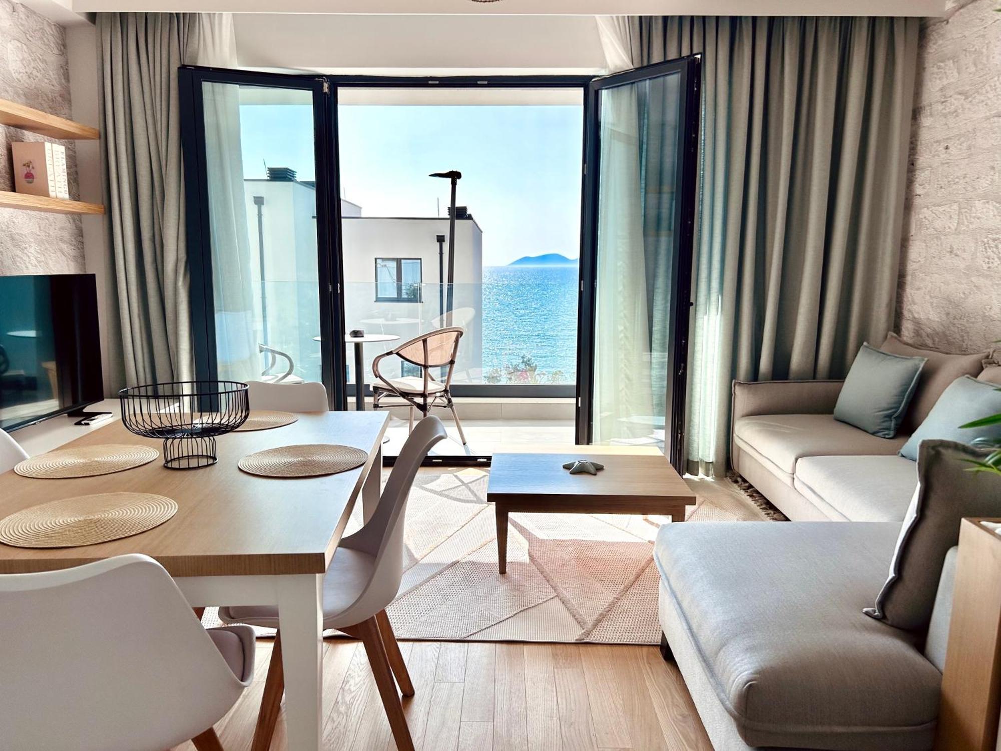 Apartament Gaius *